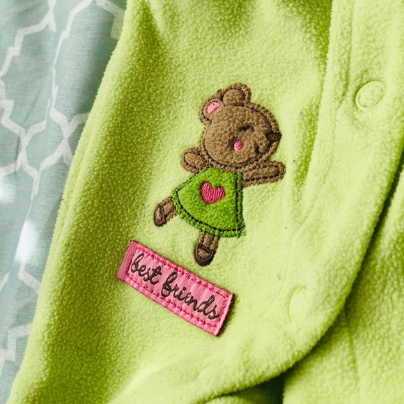 Onsie - Picture 2 of 8